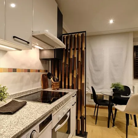 Апартаменты El Balconcillo, Elegante En El Centro Хихон