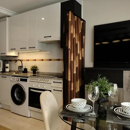 El Balconcillo - Elegante En El Centro - Grupo Querbes