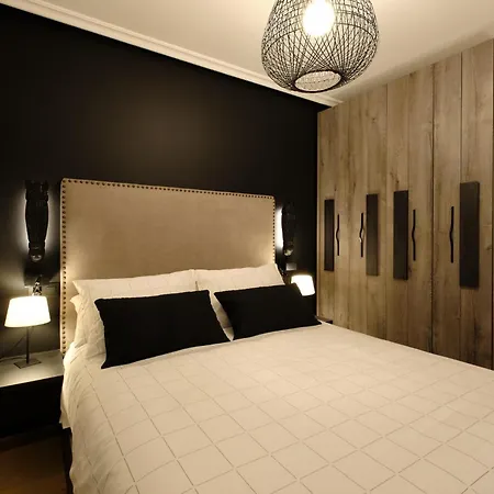 El Balconcillo, Elegante En El Centro