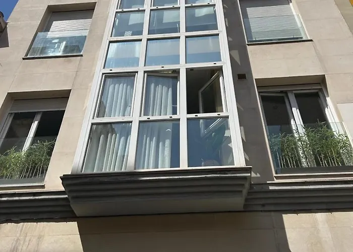 El Balconcillo, Elegante En El Centro Gijón