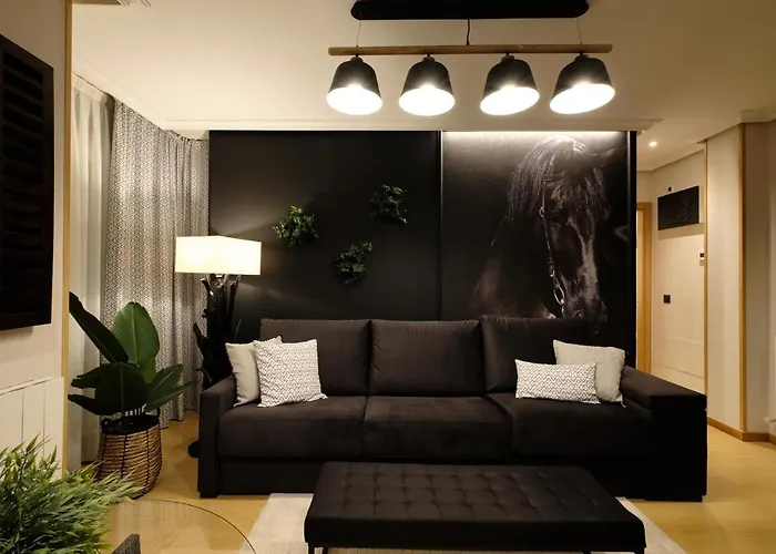 El Balconcillo, Elegante En El Centro Χιχόν