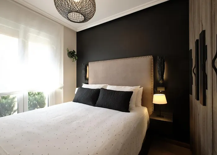 El Balconcillo, Elegante En El Centro Διαμέρισμα Χιχόν